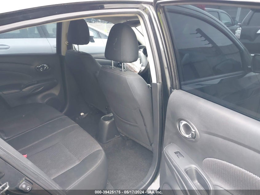 2019 Nissan Versa 1.6 Sv VIN: 3N1CN7AP5KL842814 Lot: 39425175