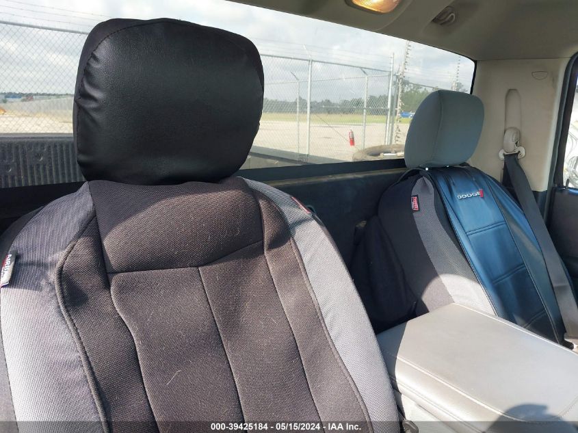 2016 Ram 1500 Express VIN: 3C6JR6AT8GG364069 Lot: 39425184