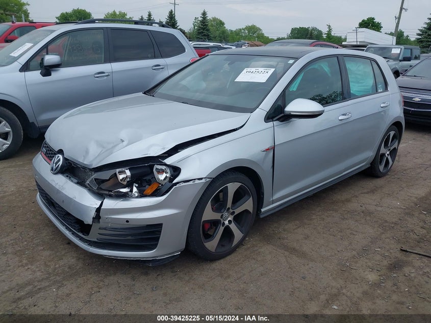 2015 VOLKSWAGEN GOLF GTI 2.0T SE 4-DOOR - 3VW4T7AU2FM088216