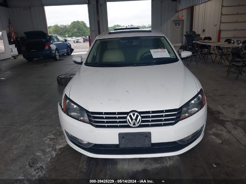 2015 Volkswagen Passat 2.0L Tdi Sel Premium VIN: 1VWCV7A38FC043716 Lot: 39425229