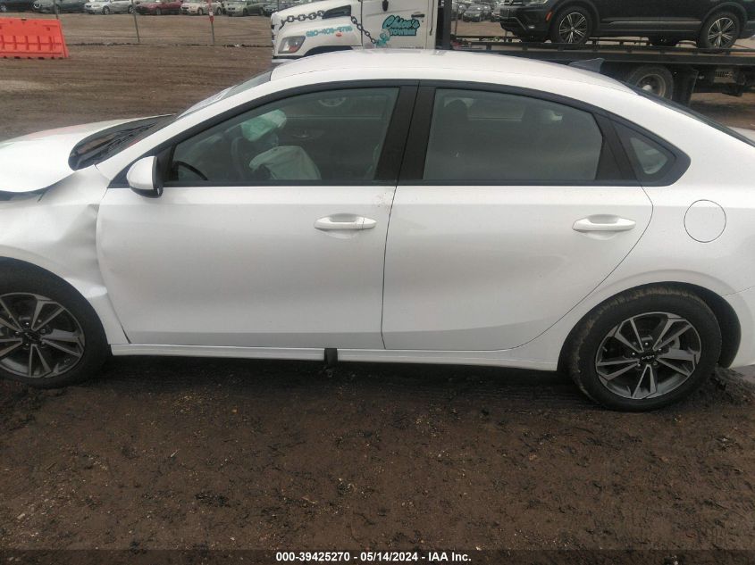 2023 Kia Forte Lxs VIN: 3KPF24AD7PE685998 Lot: 39425270