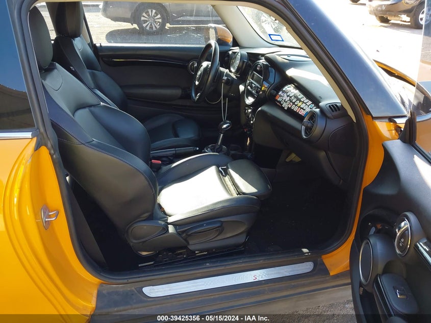 2014 Mini Hardtop Cooper S VIN: WMWXM7C57ET987086 Lot: 39747123