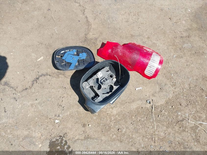 2001 Ford F-150 Lariat/Xl/Xlt VIN: 1FTRX18L41NB39110 Lot: 39425444