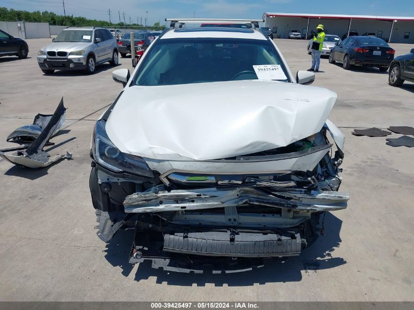 2018 Subaru Outback 2.5I Touring VIN: 4S4BSATC8J3211439 Lot: 39425497