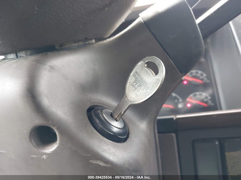 2015 Volvo Vn Vnl VIN: 4V4NC9EH4FN919497 Lot: 39425534