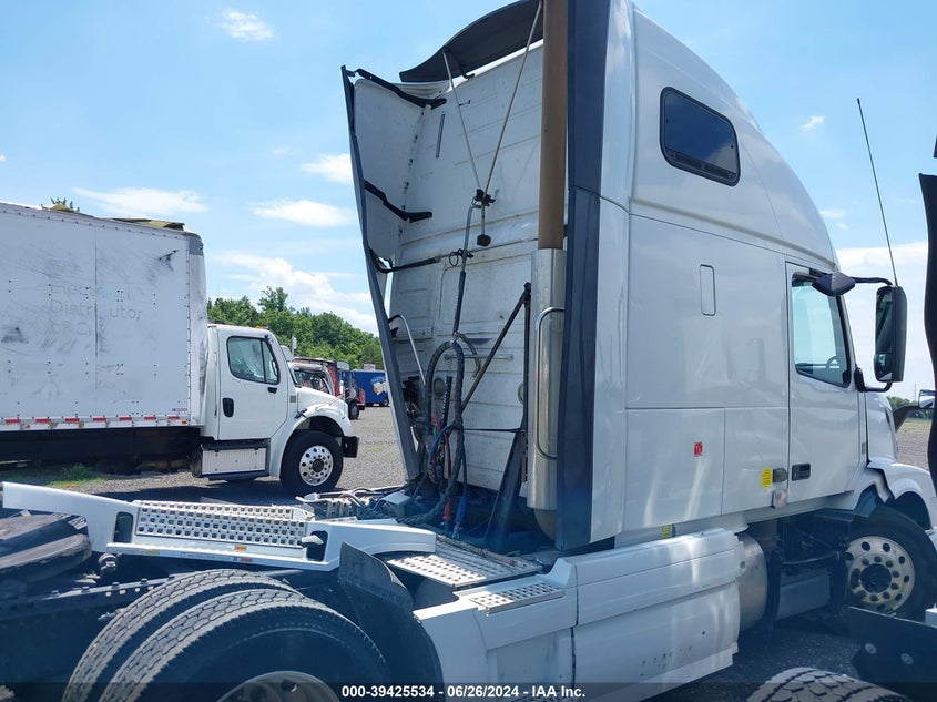 2015 Volvo Vn Vnl VIN: 4V4NC9EH4FN919497 Lot: 39425534