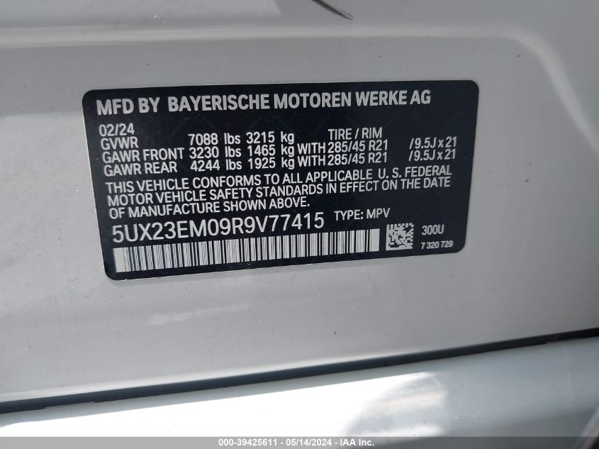 2024 BMW X7 xDrive40I VIN: 5UX23EM09R9V77415 Lot: 39425611