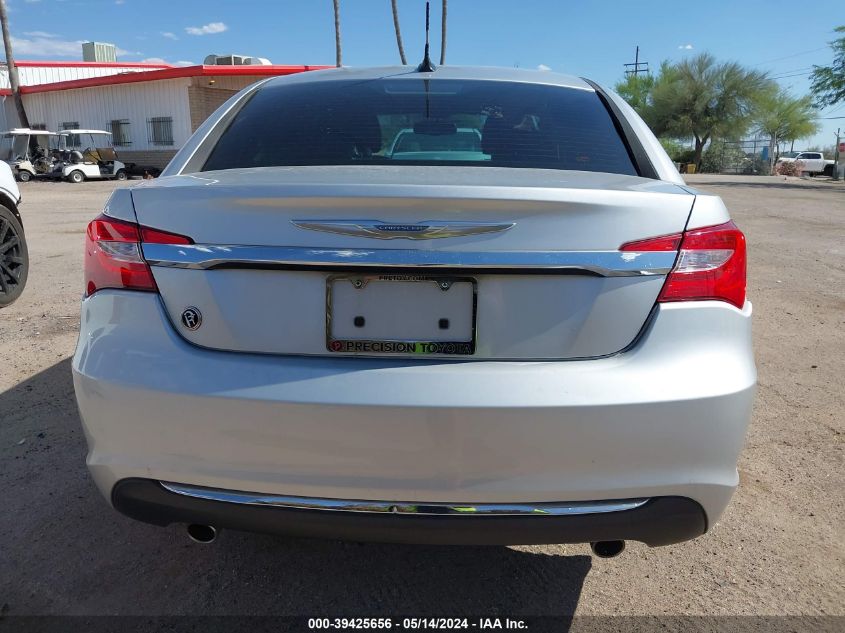 2012 Chrysler 200 Limited VIN: 1C3CCBCG2CN236816 Lot: 39425656