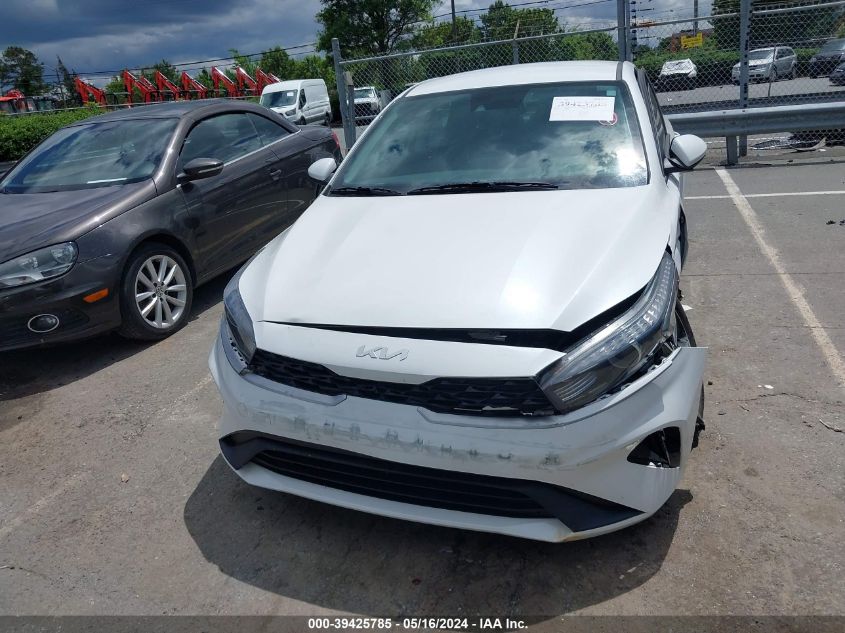 2022 Kia Forte Lxs VIN: 3KPF24AD5NE426004 Lot: 39425785