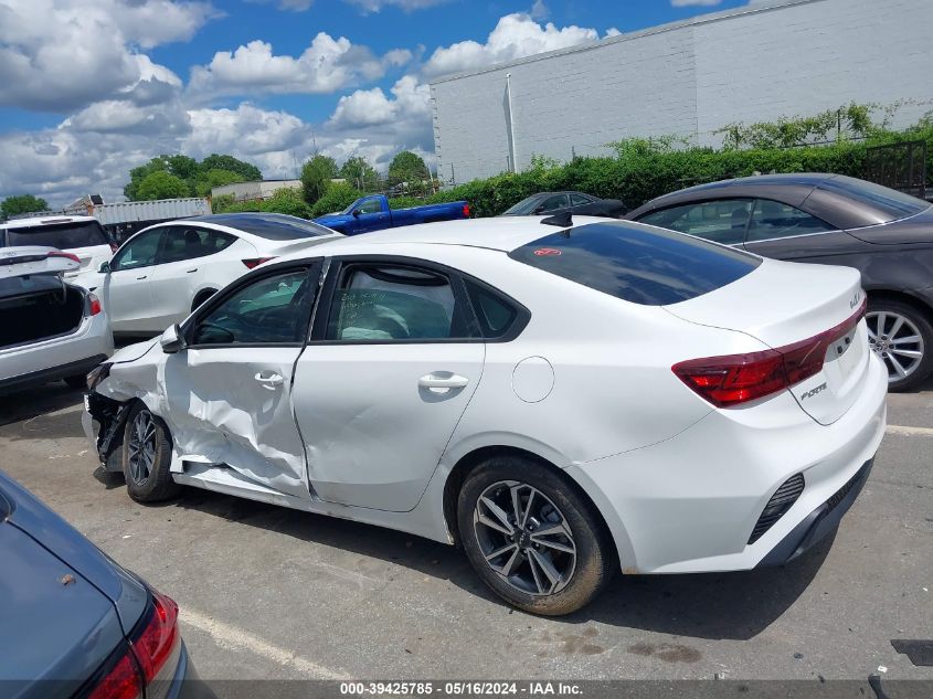 2022 Kia Forte Lxs VIN: 3KPF24AD5NE426004 Lot: 39425785