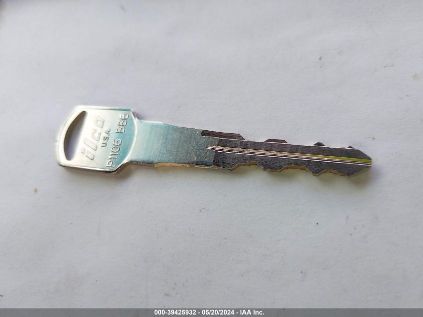 2004 Saturn Vue V6 VIN: 5GZCZ53414S850761 Lot: 39425932