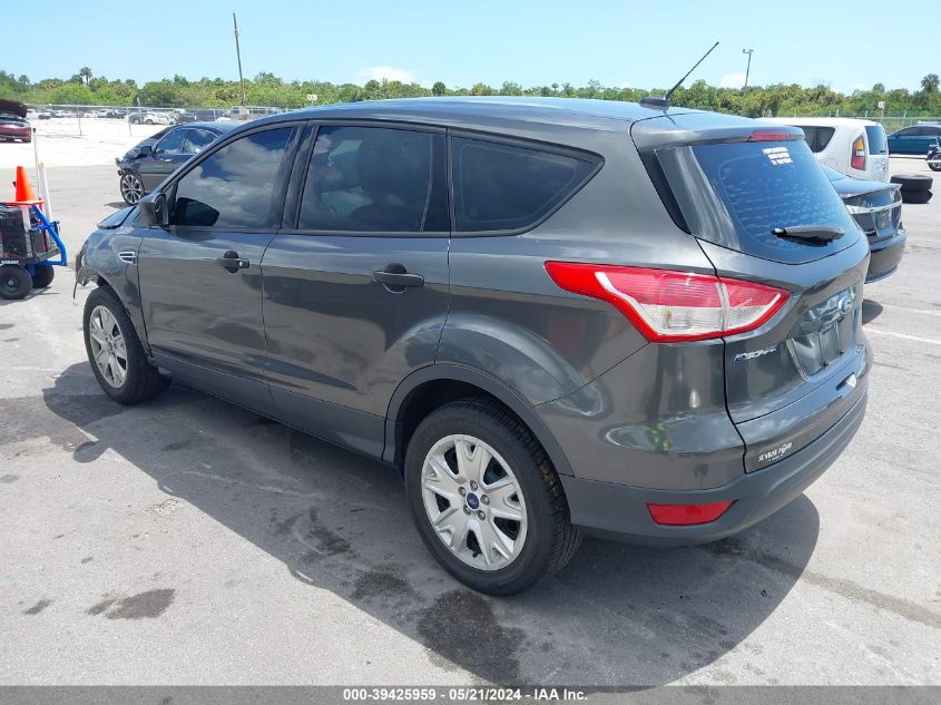 2015 Ford Escape S VIN: 1FMCU0F75FUC01623 Lot: 39425959