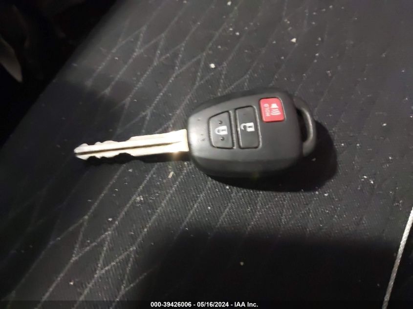 2016 Toyota Tacoma Sr5 V6 VIN: 5TFDZ5BN4GX002610 Lot: 39426006