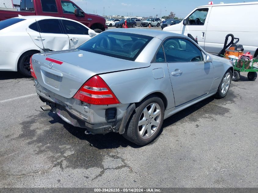 2001 Mercedes-Benz Slk 230 Kompressor VIN: WDBKK49F81F231016 Lot: 39426235