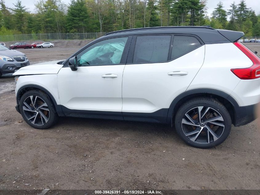 2020 Volvo Xc40 T5 R-Design VIN: YV4162UMXL2339723 Lot: 39426391