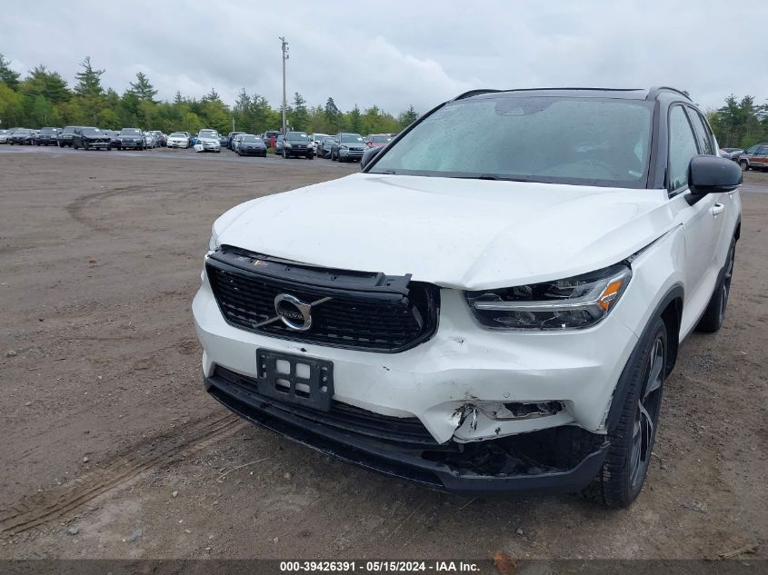 2020 Volvo Xc40 T5 R-Design VIN: YV4162UMXL2339723 Lot: 39426391