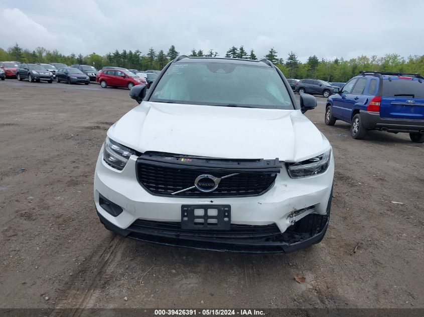 2020 Volvo Xc40 T5 R-Design VIN: YV4162UMXL2339723 Lot: 39426391