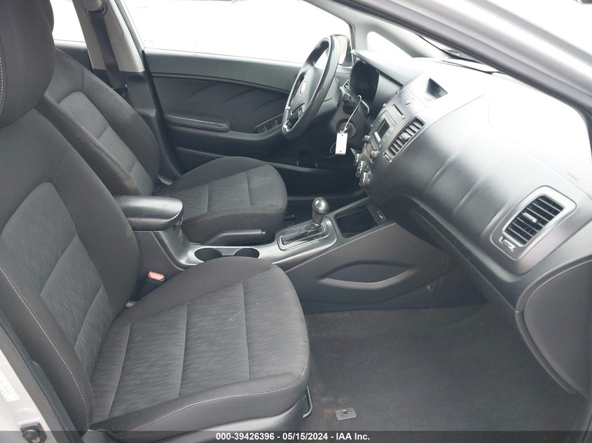 2016 KIA FORTE LX - KNAFK4A60G5566409