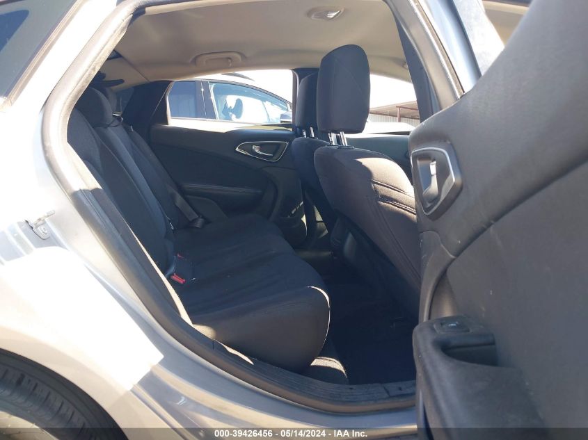 2015 Chrysler 200 Limited VIN: 1C3CCCAB1FN607790 Lot: 39426456