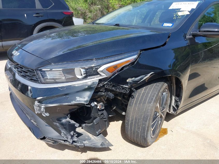 2023 Kia Forte Lxs VIN: 3KPF24AD7PE567465 Lot: 39426466