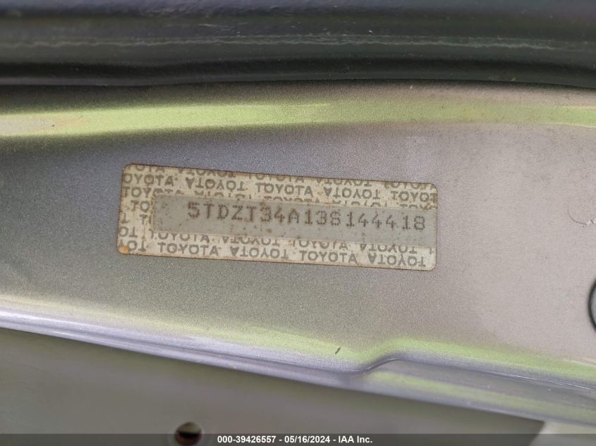 2003 Toyota Sequoia Sr5 V8 VIN: 5TDZT34A13S144418 Lot: 39426557