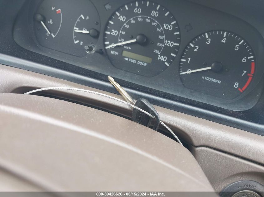 2000 Toyota Camry Ce VIN: 4T1BG22K6YU692747 Lot: 39426626