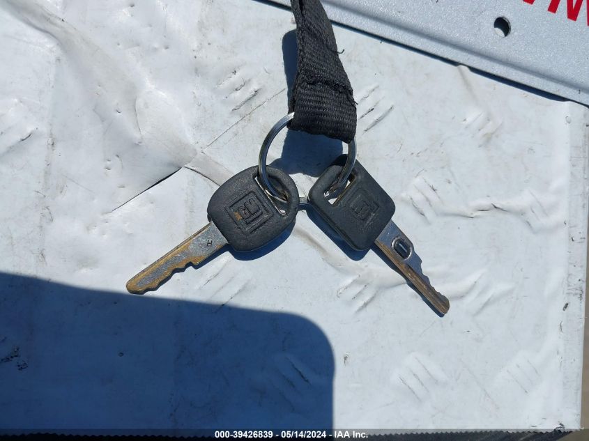 1998 Chevrolet Camaro VIN: 2G1FP22K2W2134668 Lot: 39426839