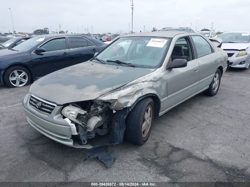 2001 Toyota Camry Le VIN: JT2BG22K110551773 Lot: 39426872