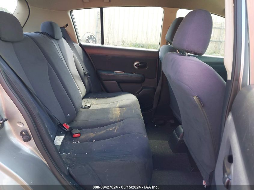 2009 Nissan Versa 1.8S VIN: 3N1BC13E79L484958 Lot: 39427024