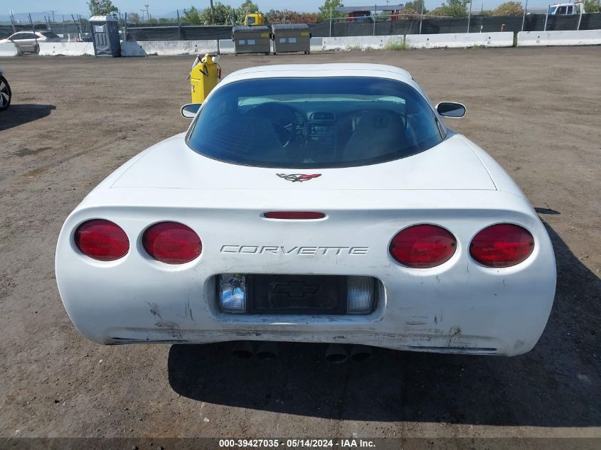 1998 Chevrolet Corvette VIN: 1G1YY22G0W5104672 Lot: 39427035