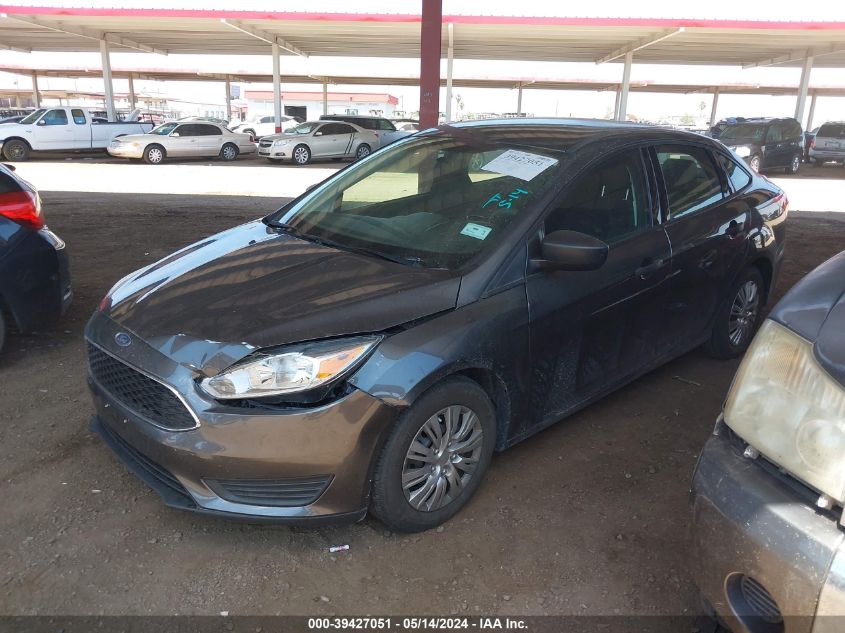 2017 Ford Focus S VIN: 1FADP3E24HL203725 Lot: 39427051