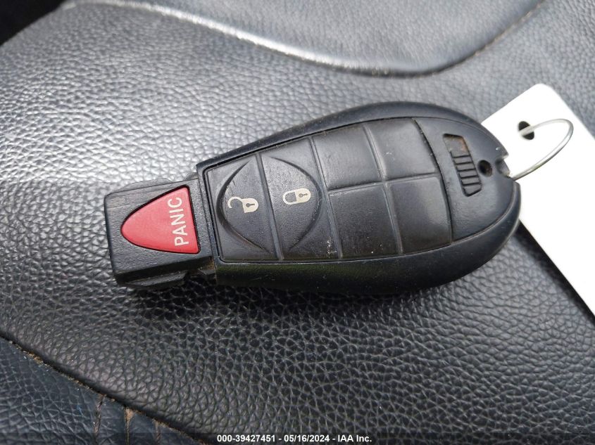 2016 Jeep Cherokee Latitude VIN: 1C4PJLCB1GW319909 Lot: 39427451