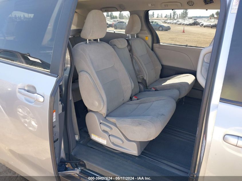 2015 Toyota Sienna Le 8 Passenger VIN: 5TDKK3DC8FS624272 Lot: 39427624