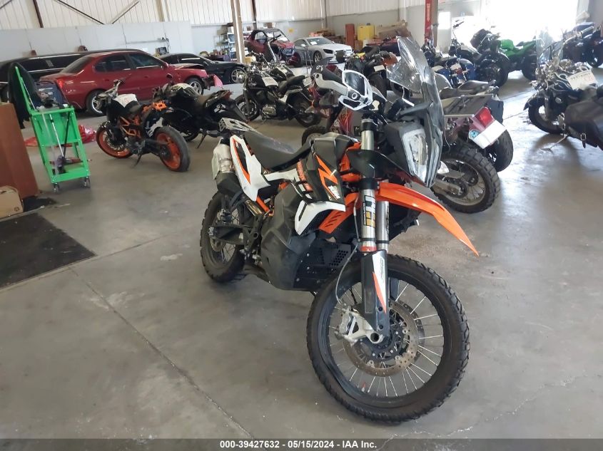 2021 Ktm 890 Adventure R VIN: VBKTR640XMM806795 Lot: 39427632