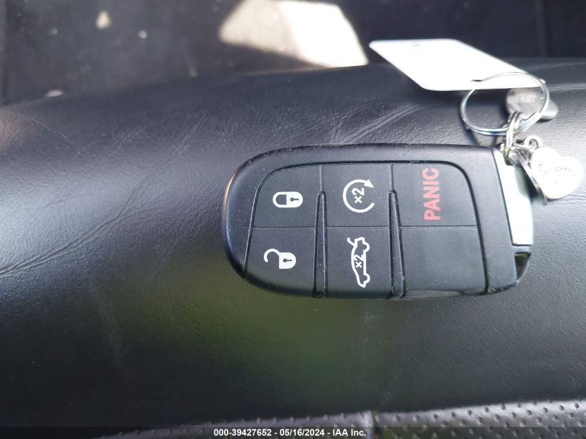 2015 Chrysler 200 C VIN: 1C3CCCCB4FN550370 Lot: 39427652