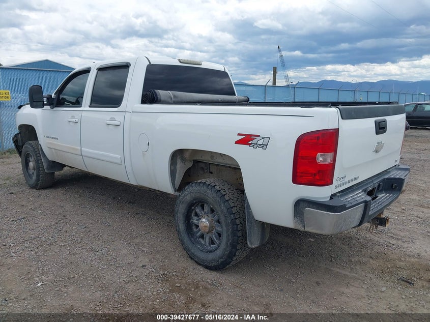 2007 CHEVROLET SILVERADO 2500HD VIN: 1GCHK23677F503623