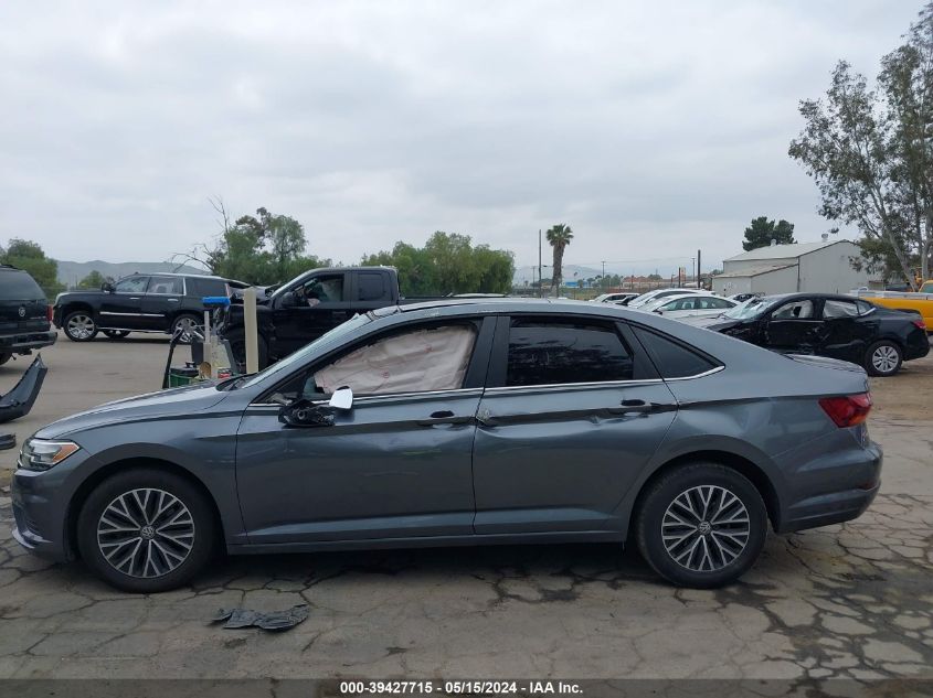 2019 Volkswagen Jetta 1.4T R-Line/1.4T S/1.4T Se VIN: 3VWCB7BU3KM197632 Lot: 39427715