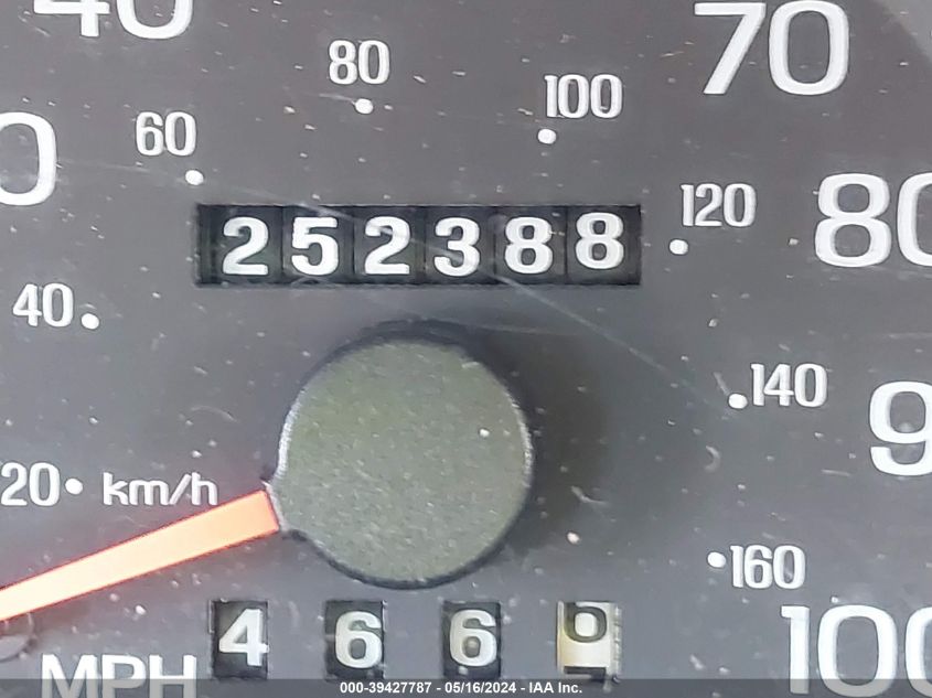 2001 Ford Econoline E350 Super Duty Van VIN: 1FTSS34L41HB30777 Lot: 39427787