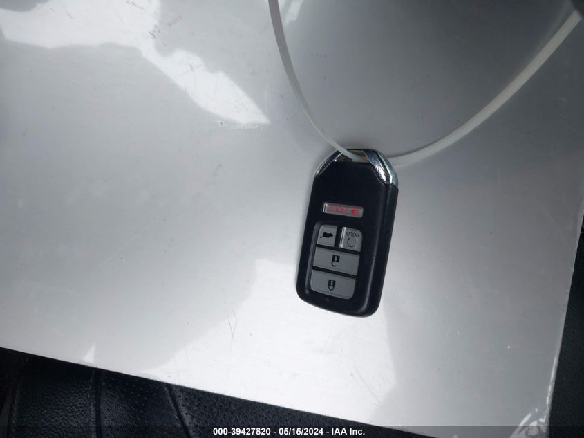 2018 Honda Civic Sport Touring VIN: SHHFK7H96JU404762 Lot: 39427820