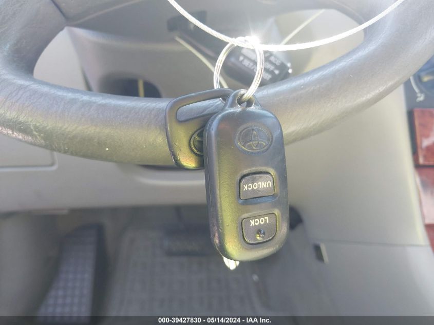 2004 Toyota Corolla Le VIN: 1NXBR32E44Z262428 Lot: 39427830