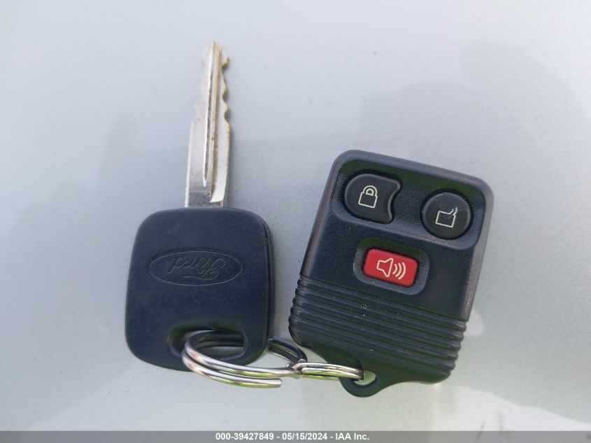 2004 Ford Escape Xlt VIN: 1FMCU93104KA20071 Lot: 39427849