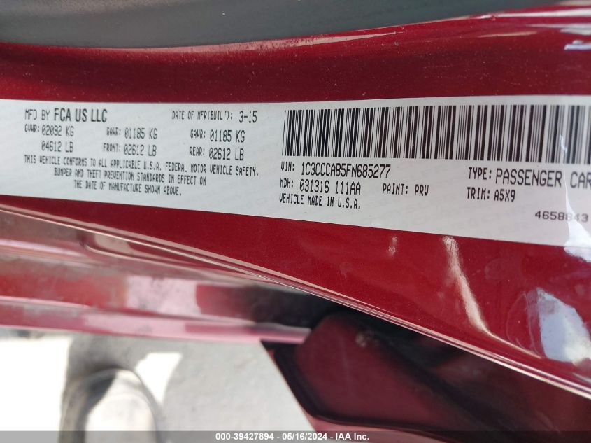 2015 Chrysler 200 Limited VIN: 1C3CCCAB5FN685277 Lot: 39427894