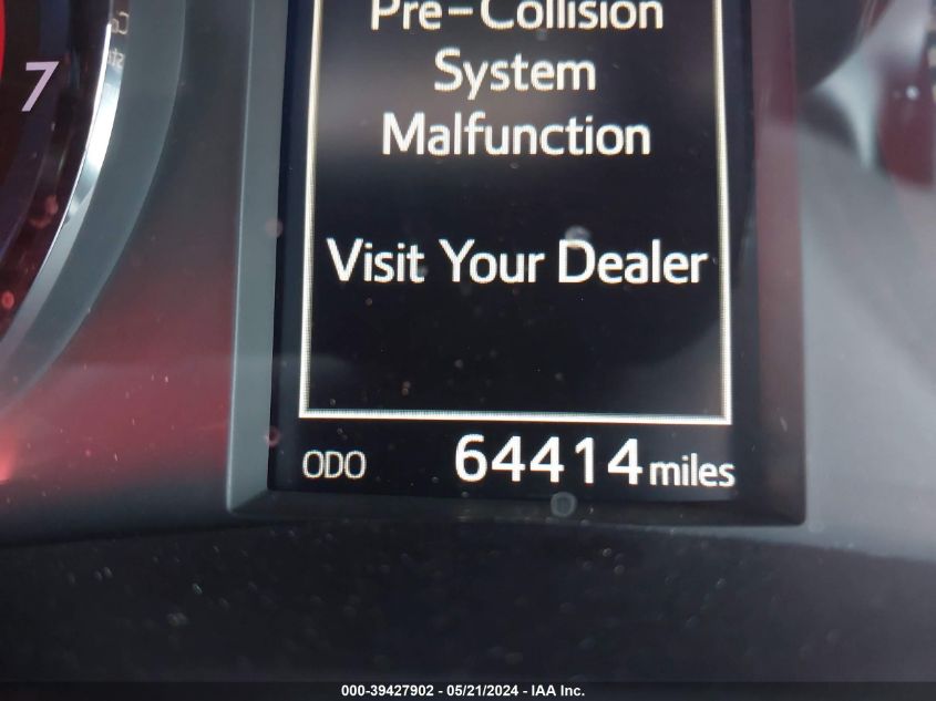 2017 Toyota Corolla Xse VIN: 5YFBURHE5HP688242 Lot: 39427902