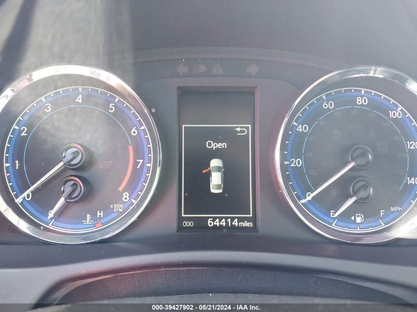 2017 Toyota Corolla Xse VIN: 5YFBURHE5HP688242 Lot: 39427902