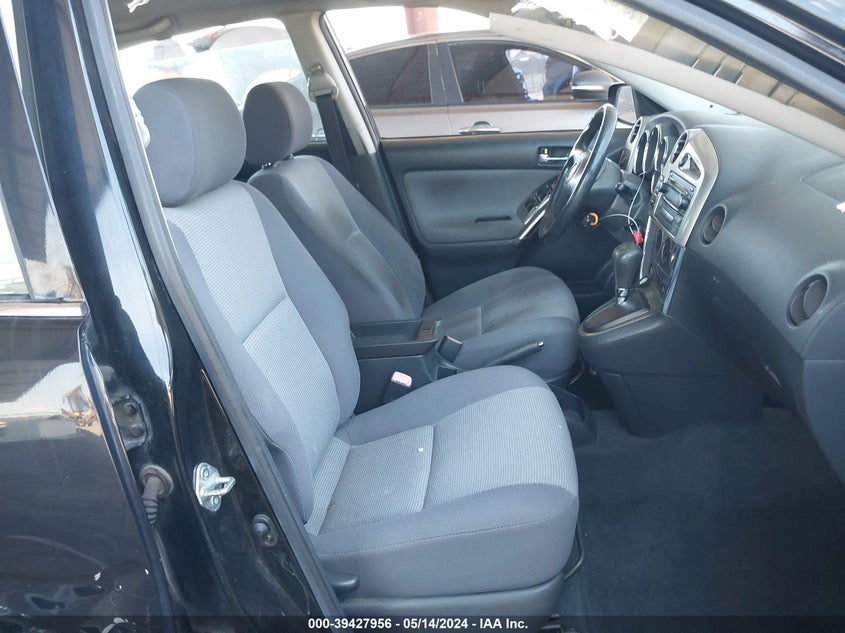 2005 Toyota Matrix Xr VIN: 2T1KR30E15C435263 Lot: 39427956