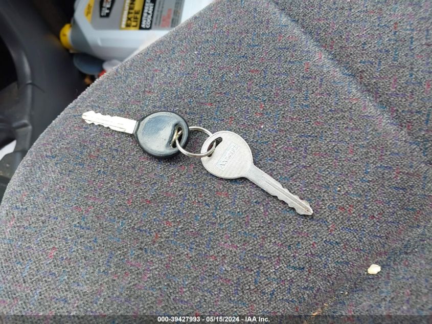 2000 Dodge Stratus Se VIN: 1B3EJ46X8YN205774 Lot: 39427993