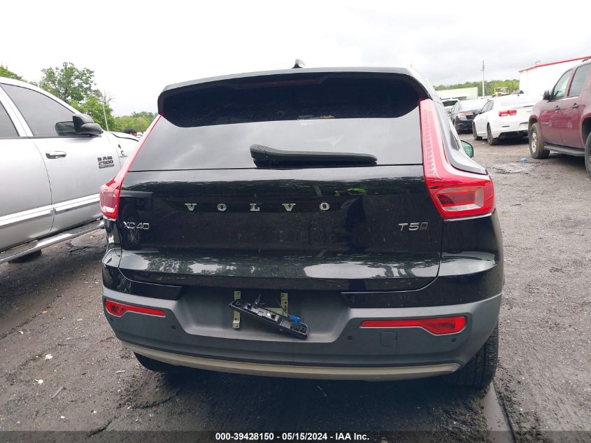 2019 Volvo Xc40 T5 Momentum/T5 R-Design VIN: YV4162XZ4K2013616 Lot: 39428150