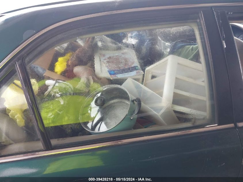 1998 Honda Civic Ex VIN: 1HGEJ8549WL049610 Lot: 39428218