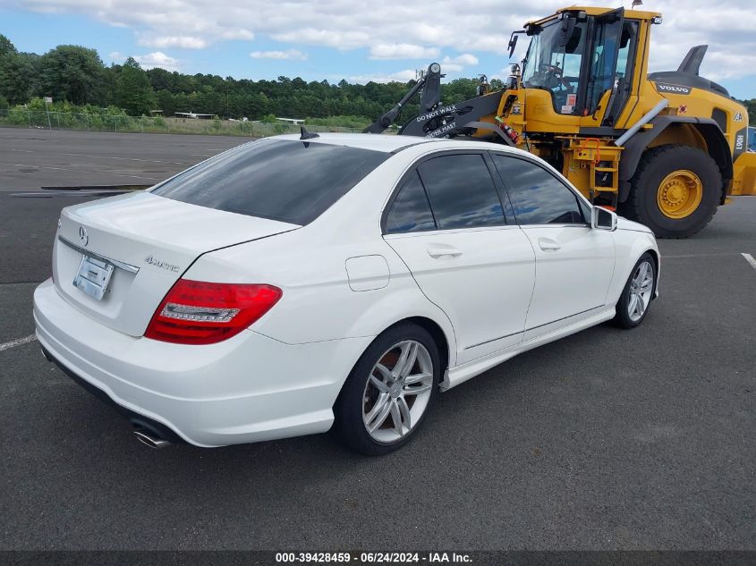 2013 Mercedes-Benz C 300 Luxury 4Matic/Sport 4Matic VIN: WDDGF8AB3DR287580 Lot: 39428459