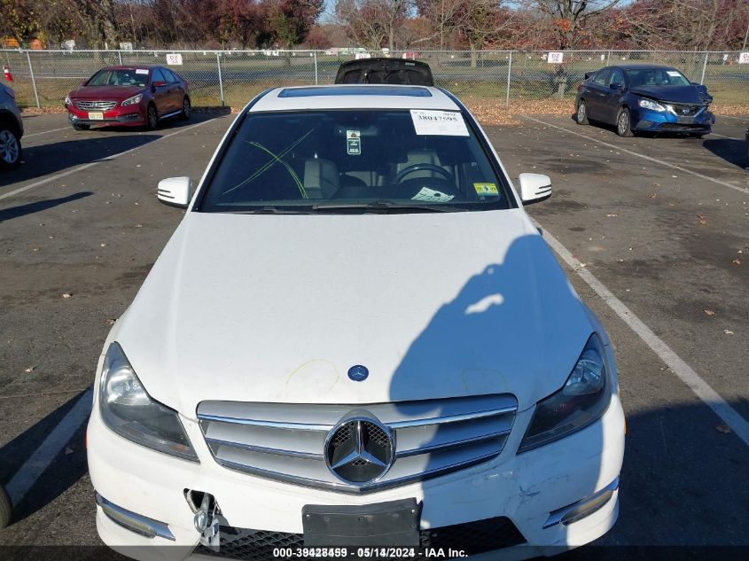 2013 Mercedes-Benz C 300 Luxury 4Matic/Sport 4Matic VIN: WDDGF8AB3DR287580 Lot: 39428459